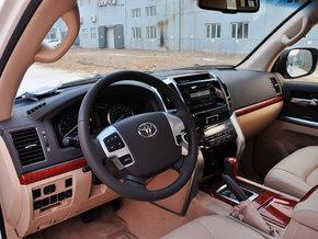 一汽丰田 4.0L AT 中控台左侧