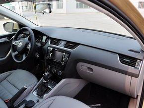 ˹�´� 1.6L �Զ� �п�̨�Ҳ�