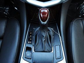 凯迪拉克(进口) 3.0L 挂档把手特写