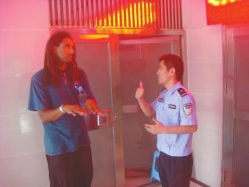 �������δ������·�ϴ����������Ϊ���˺�