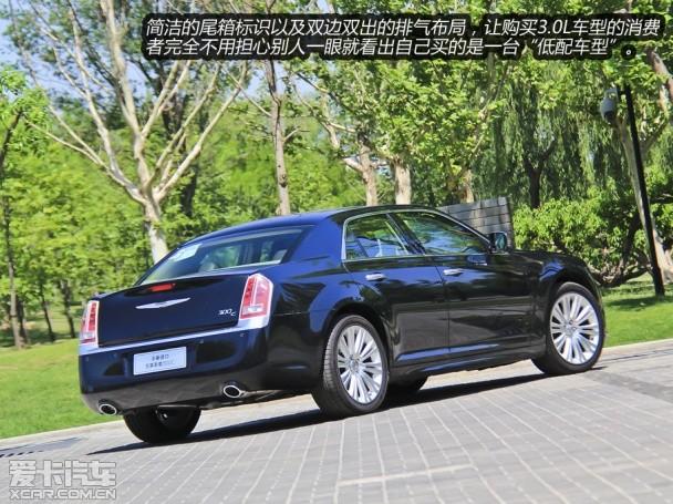 ��������Ϯ �����Լݿ���˹��300C 3.0L