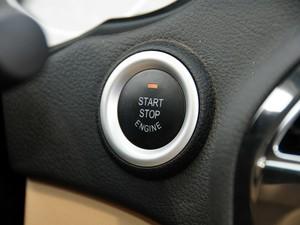 �����л� �л�V5 2012�� 1.5T �Զ�����������