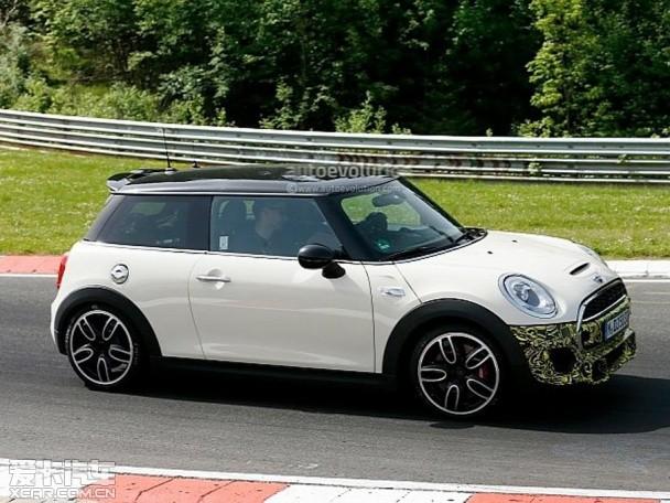 全新MINI JCW 谍照