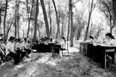 ���ϳ����׼һ�����ͥ �������￪�������ľ��