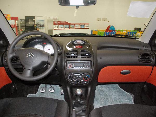 ����ѩ���� 1.4L �ֶ� �п�̨����