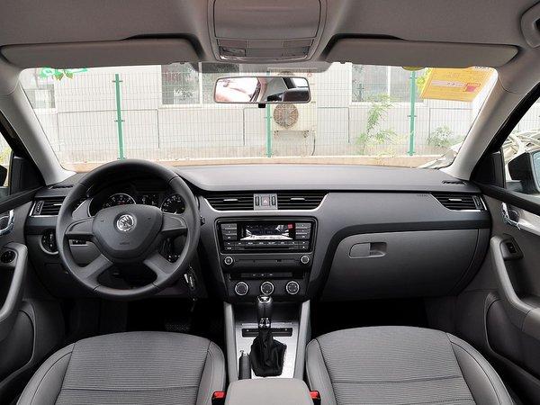 ˹�´� 1.6L �Զ� �п�̨����