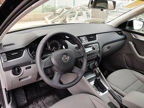 ˹�´� 1.6L �Զ� �п�̨���