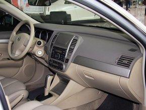 �����ղ� ���� 1.6XL �Զ� �п�̨�Ҳ�