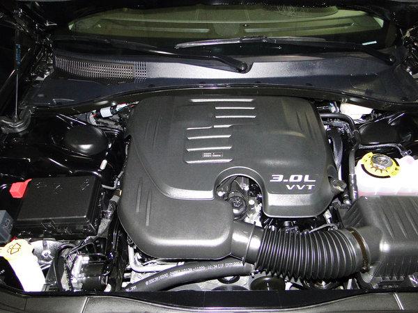 ����˹��(����) 3.0L �Զ�