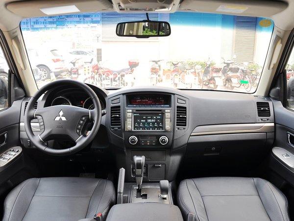 ����(����) 3.0L �Զ� �п�̨����