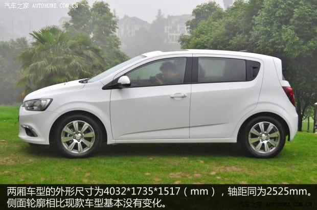通用雪佛兰 爱唯欧 2014款 两厢 1.6L AT 风尚版