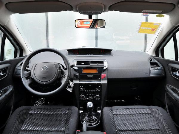 ����ѩ���� VTS�� 1.6L �ֶ� �п�̨����