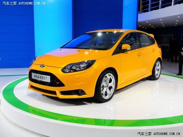 ����(����) ����˹(����) 2013�� 2.0T ST ��ɫ��