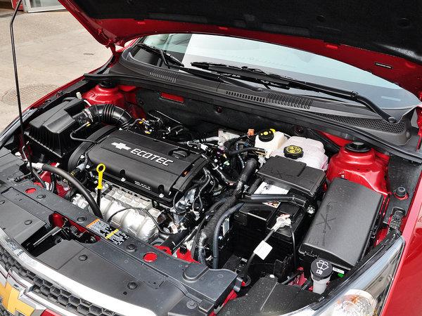 ѩ���� 1.6L AT ������������д