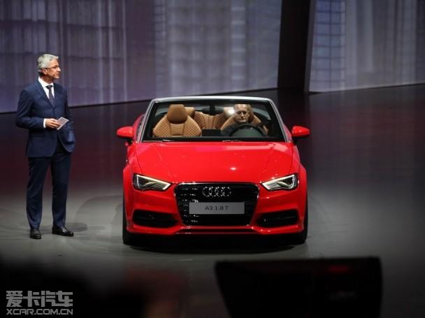 �����˸���չ����֮ҹ