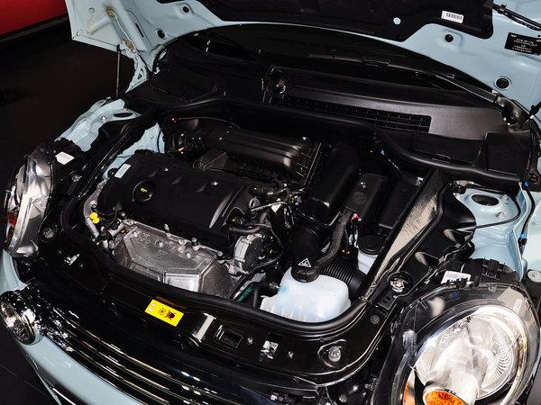 mini 1.6l at 发动机主体特写