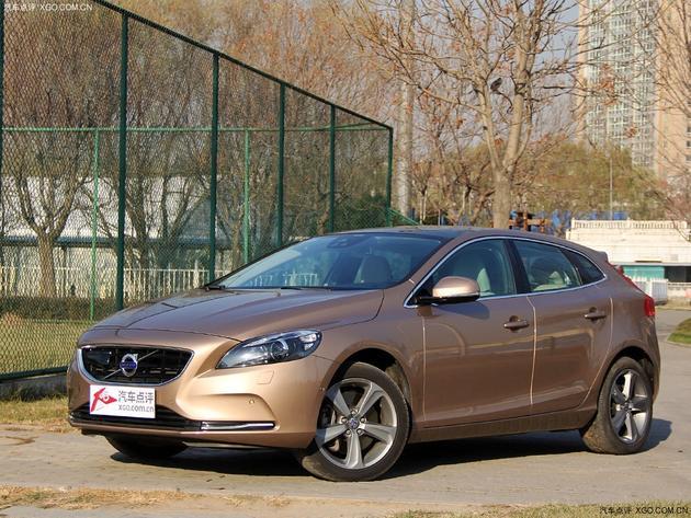 2014���ֶ���V40��߽�3�� ����Ԫ���