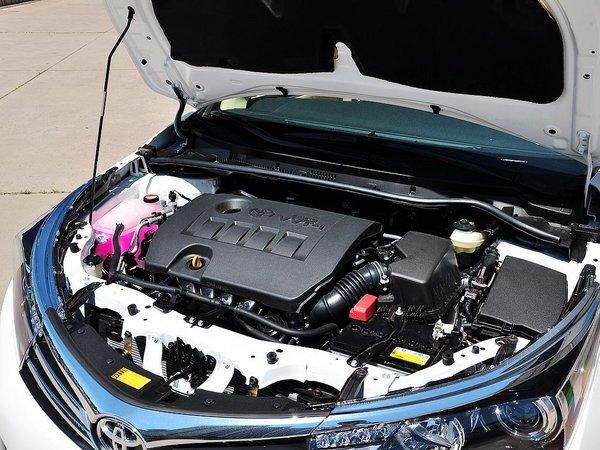 一汽丰田 1.8L CVT 发动机主体特写