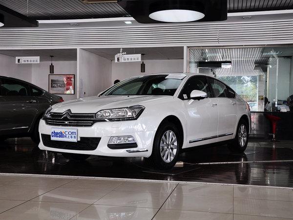 东风雪铁龙 2.0L 自动 车辆左前45度视角