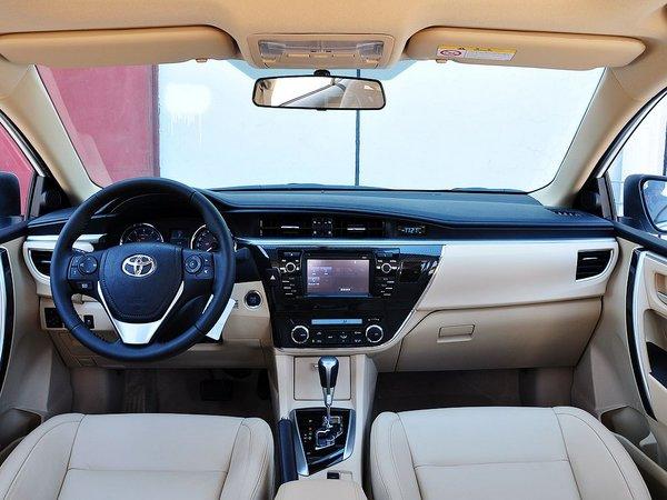 一汽丰田 1.8L CVT 中控台整体