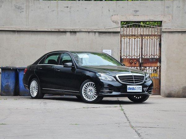 北京奔驰 E200L 车辆右侧45度角