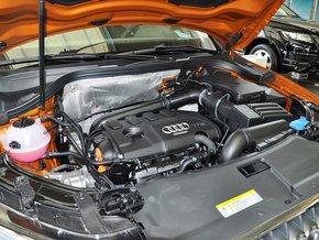 一汽奥迪 2.0T 发动机主体特写