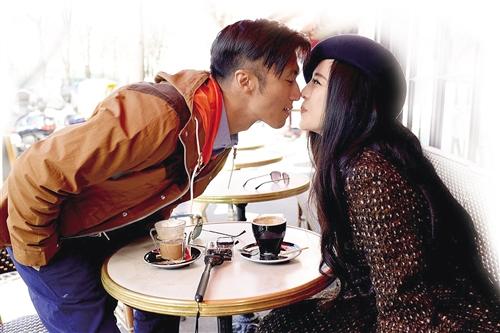 谢霆锋与范冰冰"玩暧昧" 张家辉搞怪买菜(图)