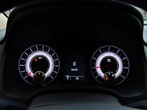 �������� 2.0L �Զ� �����̺��Ǳ���