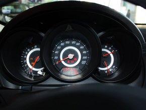 奇瑞汽车 三厢 1.6L CVT 方向盘后方仪表盘