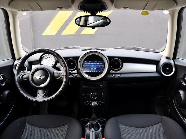 MINI ONE 1.6L AT �п�̨����