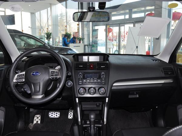 ˹��³ 2.5L CVT �п�̨����