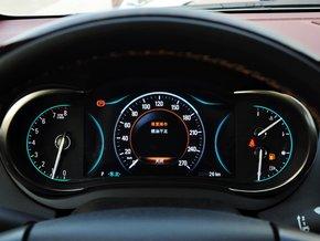 别克 2.4L SIDI 自动 方向盘后方仪表盘