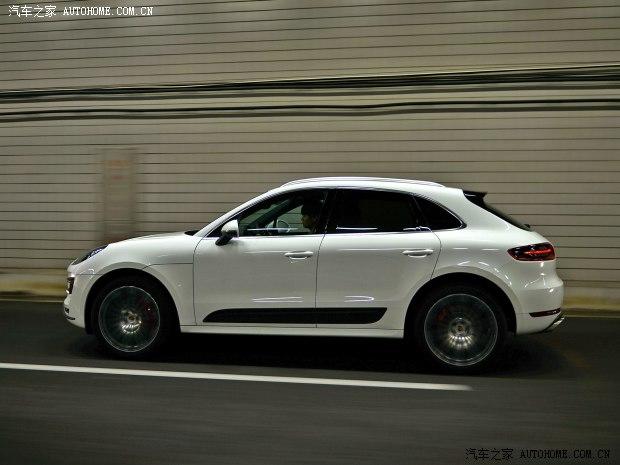 ��ʱ�� Macan 2014�� Macan Turbo 3.6T