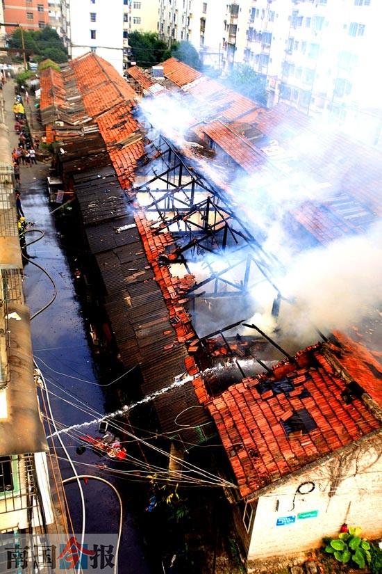 ���ݶ���������Ƭƽ����� ���񿸳���������(ͼ)