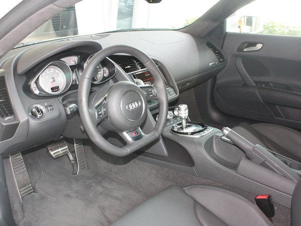 �µ�(����) 4.2 FSI quattro