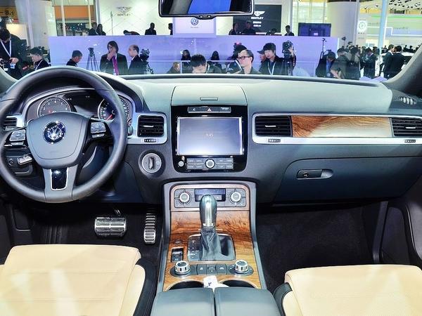 ����(����) 3.0 TSI �Զ�