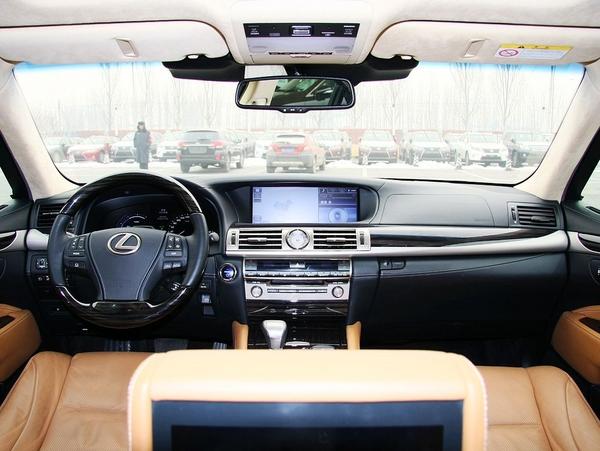 �׿���˹ 600hL �п�̨����