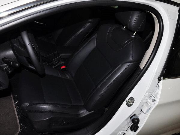 ����ѩ���� 2.0L �Զ� ��ʻϯ����ǰ45����ͼ