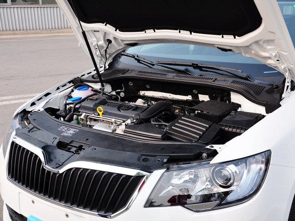 ˹�´� 1.4T �ֶ� ������������д