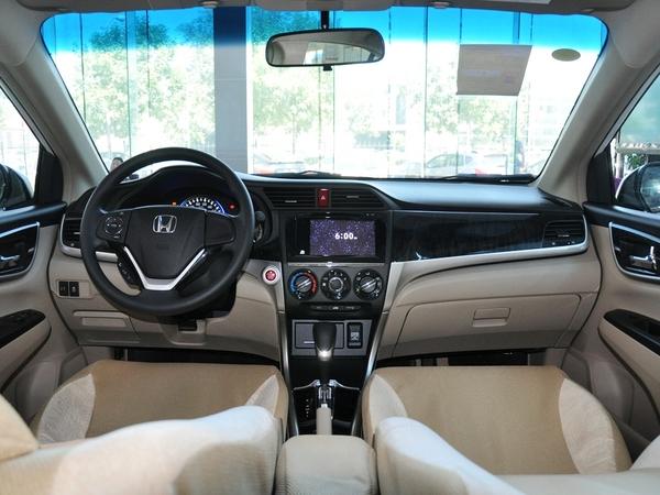 �������� 1.8L �Զ� �п�̨����