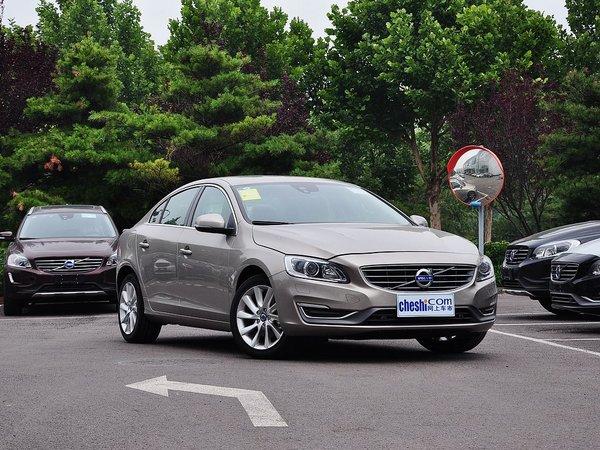 �ֶ�����̫ 2.0T �Զ� �����Ҳ�45�Ƚ�