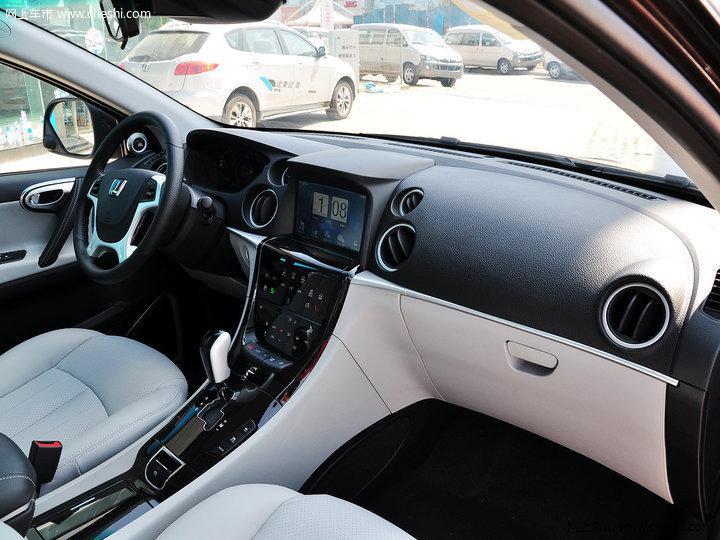 ��7 SUV�пط�����ͼ