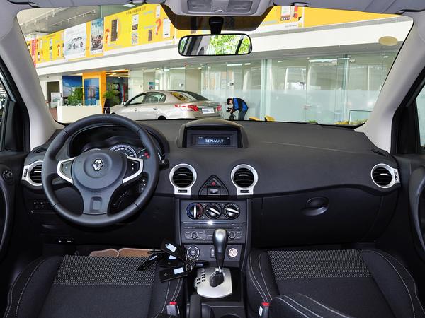 ��ŵ �Ŀ� 2.0L CVT �п�̨����