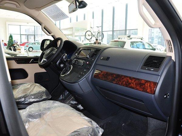 ����(����) 2.0TSI �п�̨�Ҳ�