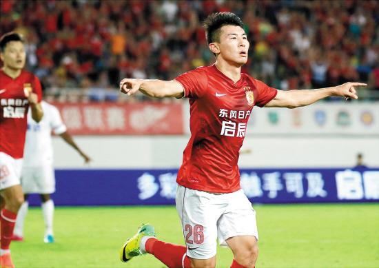 恒大主场2比1绝杀泰达 于汉超打进6粒联赛进球