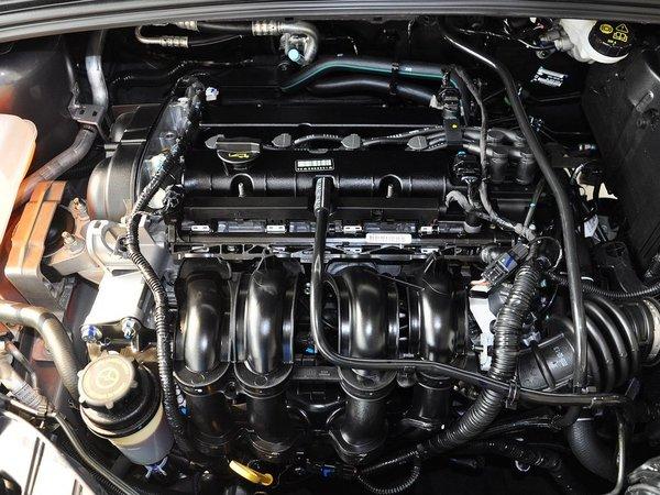 新福克斯分别搭载了1.6l ti-vct发动机和2.0l gdi汽油直喷发动机.