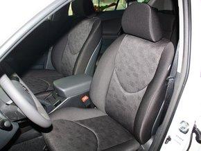 һ������ 2.0L ��ʻϯ����ǰ45����ͼ