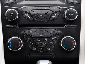 �������� 1.5T AT �п�̨�·���д