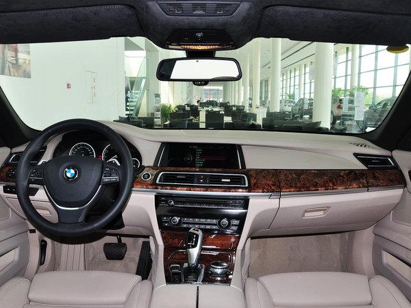 ����(����) 740Li 3.0T �п�̨����
