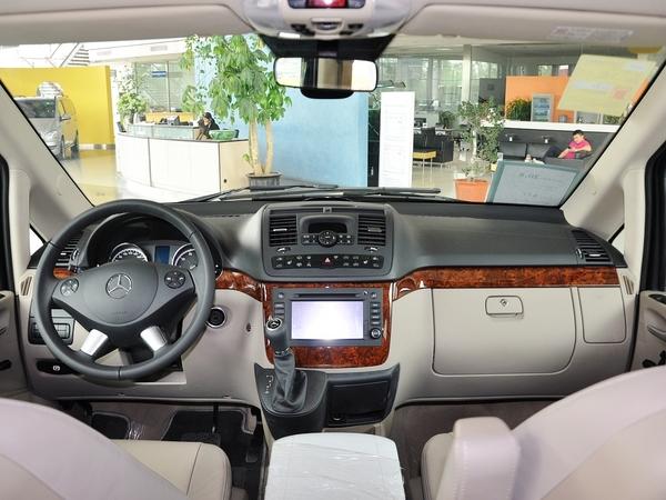 �������� 3.0L �Զ� �п�̨����